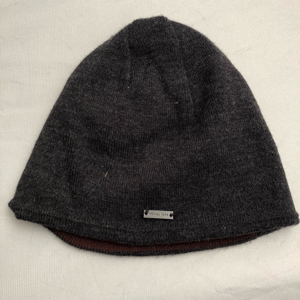 Michael Kors unisex reversible knit beanie hat